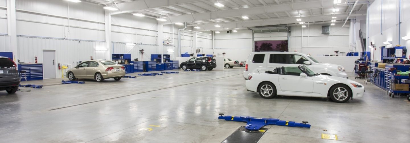 Zimmerman Honda auto maintenance bay