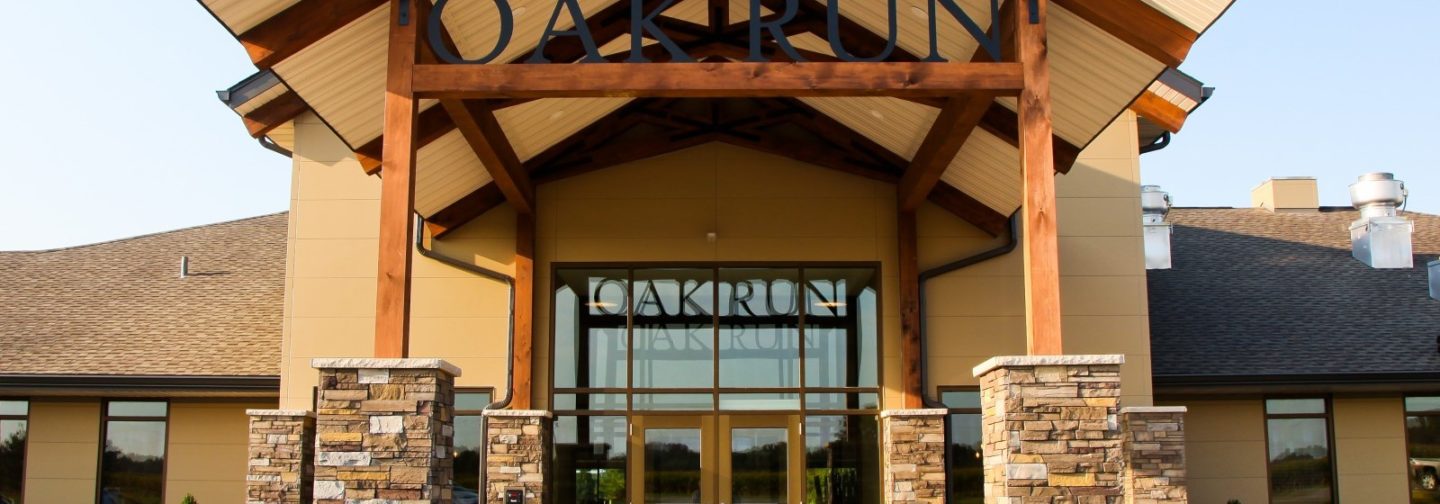 Oak Run Golf Course clubhouse entrance